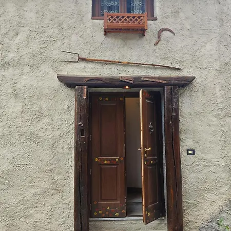 Apartament Hostdomus - La Casa Dello Gnomo