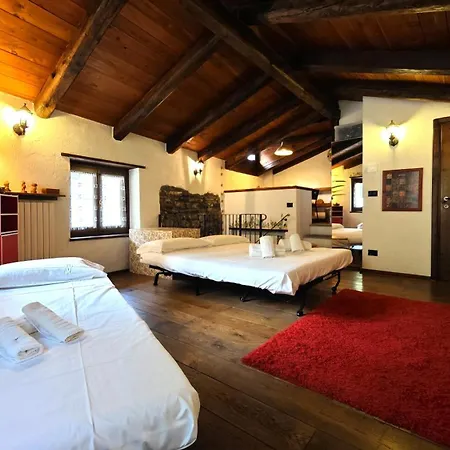 Hostdomus - La Casa Dello Gnomo Bousson